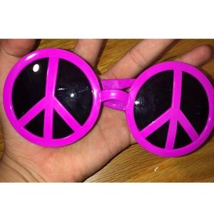 Peace Sunglasses ✌️ ☮️